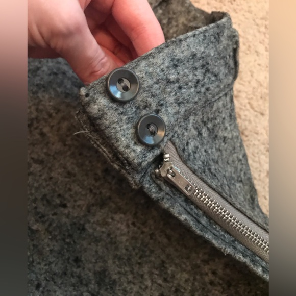 Vintage 1950s Poodle Skirt Gray & Red Felt Wool Rhinestones Chain 24 Waist AS IS - Picture 8 of 9